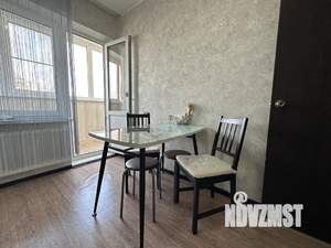1-к квартира, посуточно, 40м2, 13/16 этаж