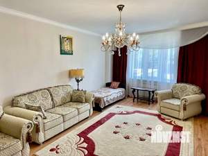 2-к квартира, посуточно, 79м2, 1/1 этаж