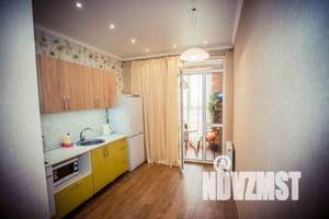 1-к квартира, посуточно, 42м2, 23/25 этаж