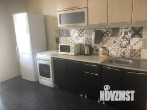 1-к квартира, посуточно, 39м2, 8/16 этаж