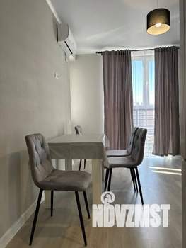 1-к квартира, посуточно, 38м2, 11/16 этаж