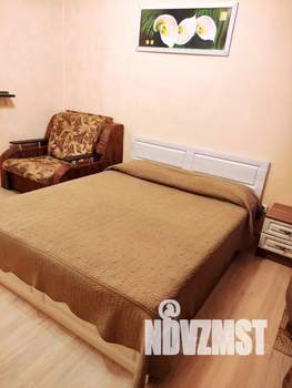 Студия квартира, посуточно, 28м2, 3/21 этаж