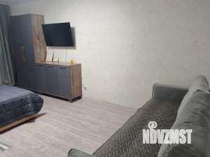 1-к квартира, посуточно, 38м2, 1/16 этаж
