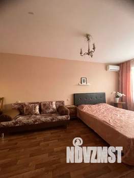1-к квартира, посуточно, 38м2, 3/16 этаж