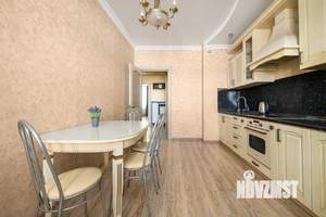 2-к квартира, посуточно, 70м2, 1/1 этаж