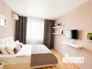 1-к квартира, посуточно, 40м2, 1/1 этаж