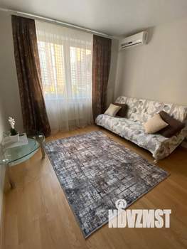 1-к квартира, посуточно, 39м2, 4/17 этаж