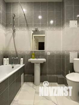 Студия квартира, посуточно, 30м2, 18/20 этаж