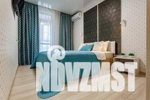 2-к квартира, посуточно, 60м2, 1/25 этаж