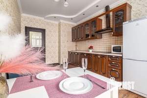 2-к квартира, посуточно, 65м2, 1/1 этаж