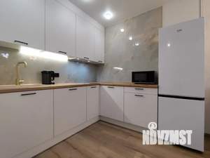 1-к квартира, посуточно, 42м2, 18/20 этаж
