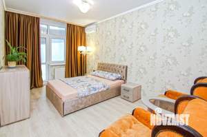 2-к квартира, посуточно, 65м2, 1/1 этаж