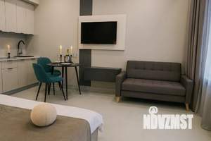 Студия квартира, посуточно, 35м2, 19/24 этаж