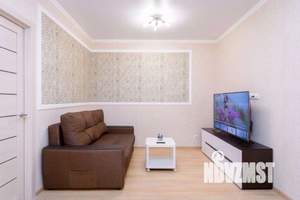 1-к квартира, посуточно, 49м2, 1/1 этаж