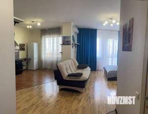 Студия квартира, на длительный срок, 45м2, 3/18 этаж