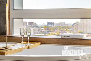 Студия квартира, посуточно, 35м2, 17/24 этаж