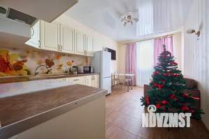 1-к квартира, посуточно, 44м2, 1/1 этаж