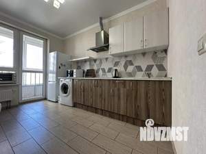 2-к квартира, посуточно, 60м2, 1/1 этаж