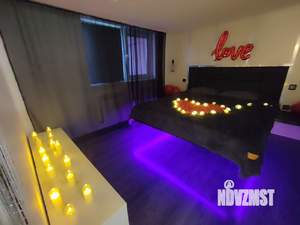 Студия квартира, посуточно, 44м2, 18/18 этаж