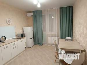 1-к квартира, посуточно, 60м2, 1/1 этаж
