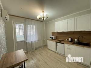 1-к квартира, посуточно, 39м2, 10/16 этаж