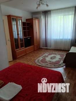 1-к квартира, посуточно, 35м2, 1/5 этаж