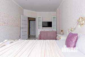 1-к квартира, посуточно, 45м2, 13/25 этаж