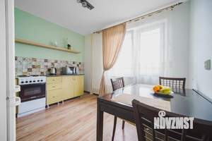 1-к квартира, посуточно, 40м2, 1/1 этаж