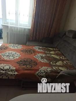 Студия квартира, посуточно, 32м2, 6/8 этаж