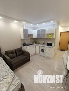 Студия квартира, посуточно, 28м2, 7/24 этаж