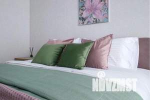 1-к квартира, посуточно, 35м2, 7/16 этаж