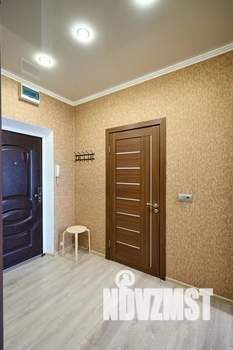 1-к квартира, посуточно, 40м2, 6/18 этаж