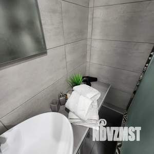 1-к квартира, посуточно, 37м2, 8/16 этаж