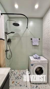 1-к квартира, посуточно, 34м2, 18/25 этаж