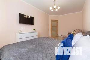 1-к квартира, посуточно, 40м2, 14/17 этаж