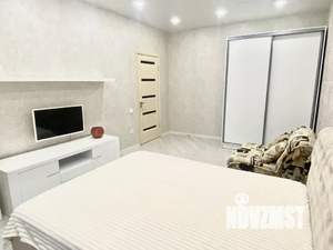 1-к квартира, посуточно, 42м2, 16/16 этаж