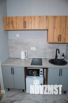 Студия квартира, посуточно, 19м2, 1/17 этаж