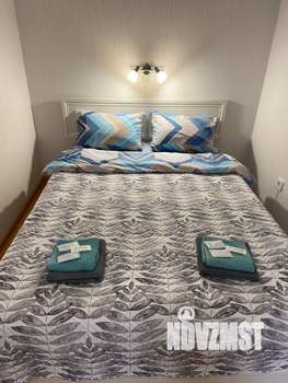 1-к квартира, посуточно, 39м2, 4/17 этаж