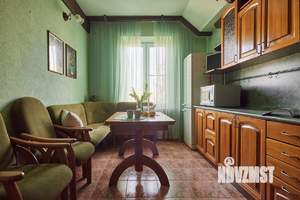 1-к квартира, посуточно, 70м2, 4/7 этаж