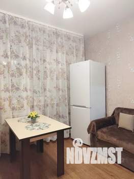 1-к квартира, посуточно, 38м2, 2/16 этаж