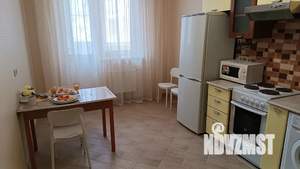 1-к квартира, посуточно, 44м2, 7/17 этаж