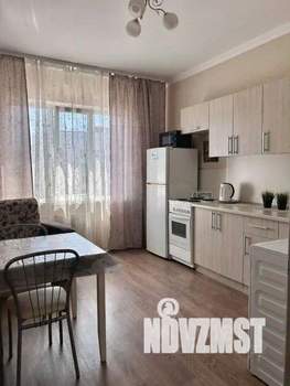 1-к квартира, посуточно, 42м2, 1/1 этаж