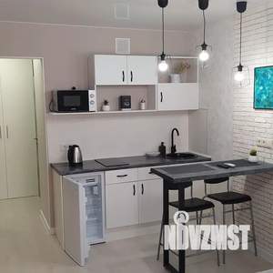 Студия квартира, посуточно, 25м2, 11/18 этаж