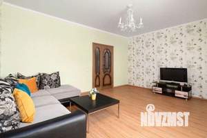 2-к квартира, посуточно, 70м2, 1/1 этаж