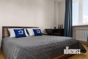 1-к квартира, посуточно, 50м2, 1/1 этаж