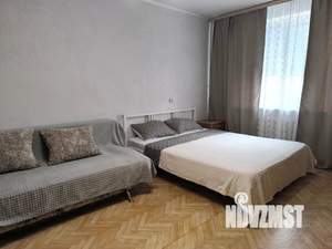 1-к квартира, посуточно, 38м2, 1/12 этаж