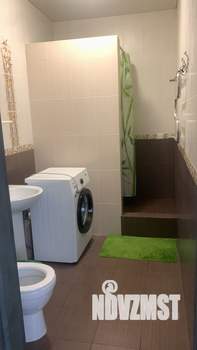 1-к квартира, посуточно, 60м2, 2/4 этаж