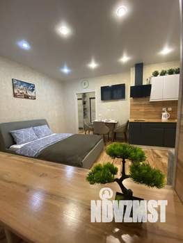 Студия квартира, посуточно, 28м2, 1/17 этаж