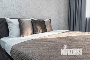 1-к квартира, посуточно, 45м2, 2/17 этаж