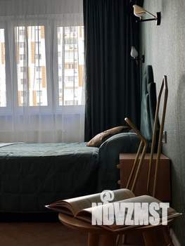 Студия квартира, посуточно, 40м2, 6/18 этаж